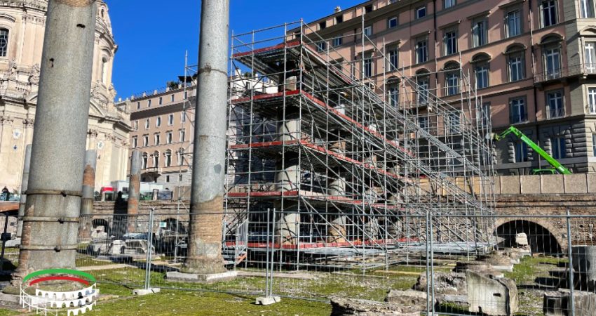 ponteggio basilica ulpia