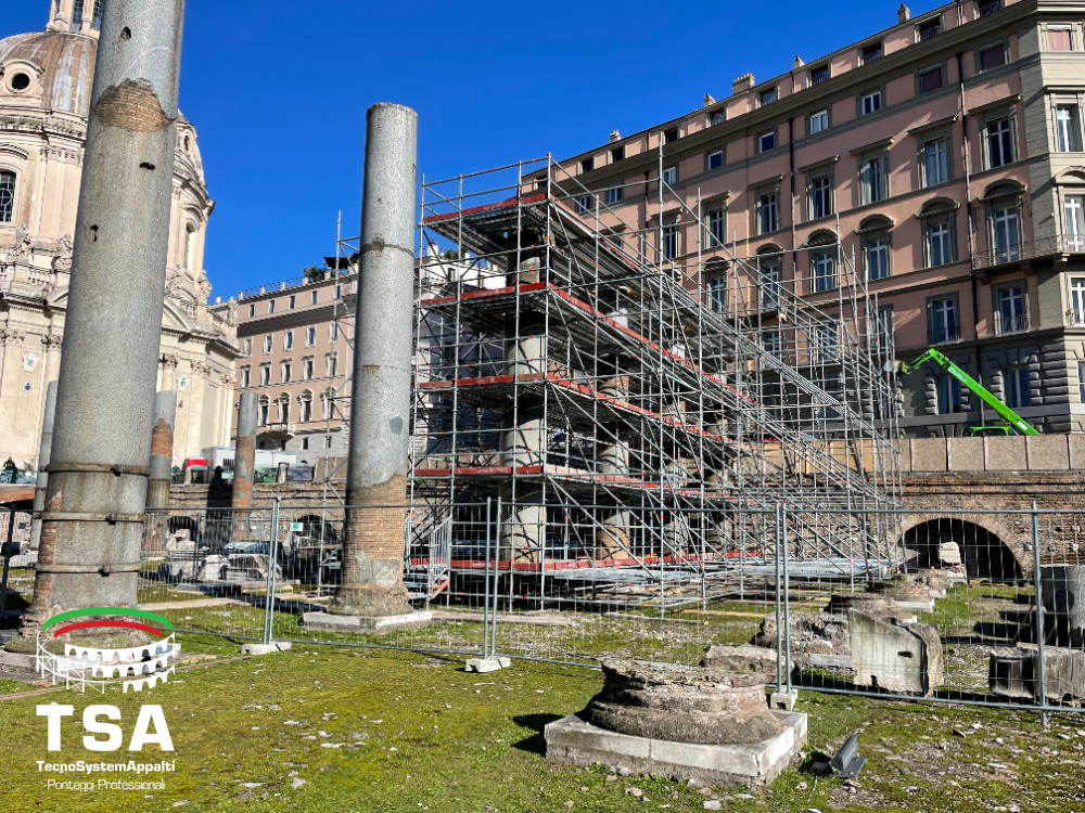 ponteggio basilica ulpia
