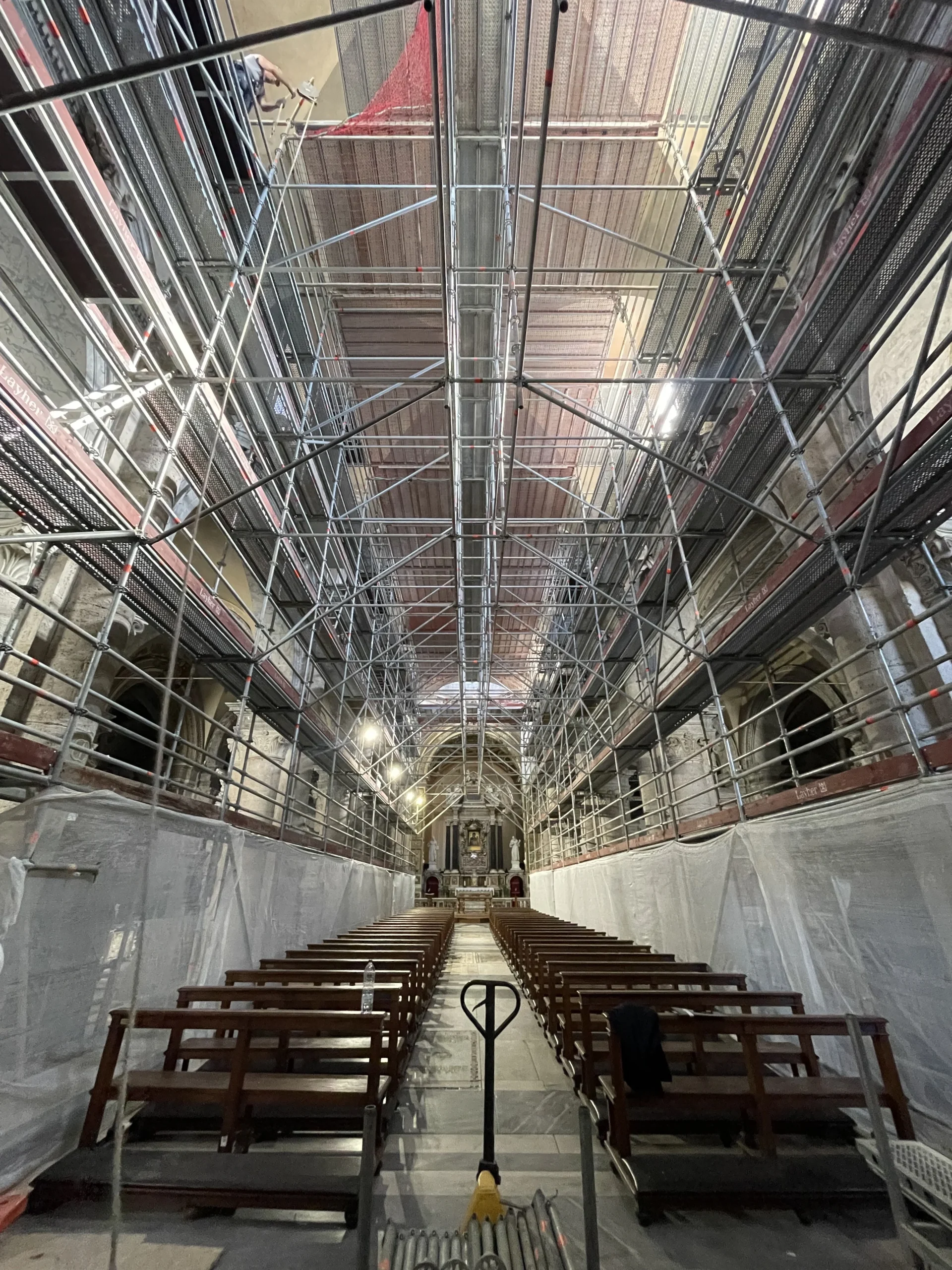Ponteggi Multidirezionali Layher con TSA Ponteggi per il restauro di chiese e alla Chiesa di Santa Maria del Popolo