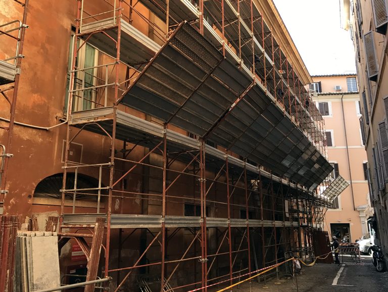 Ponteggio in sicurezza alla Camera dei Deputati Metastasio grazie a TSA Ponteggi