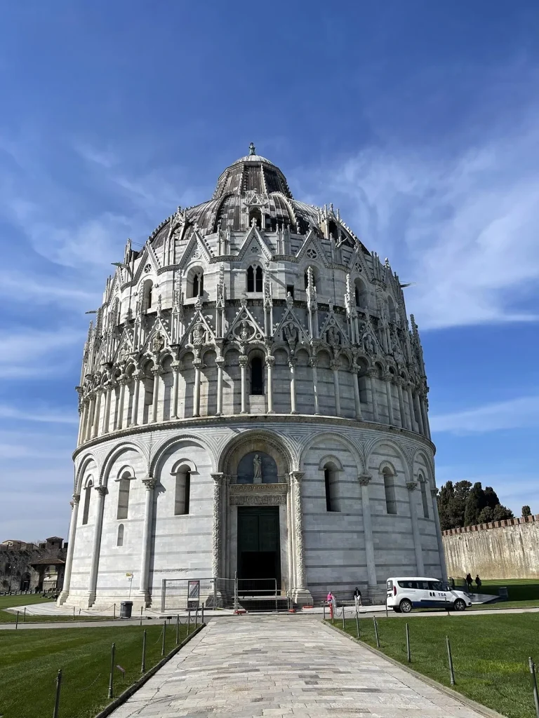 Restauro della cupola del Battistero di Pisa firmato da TSA Ponteggi