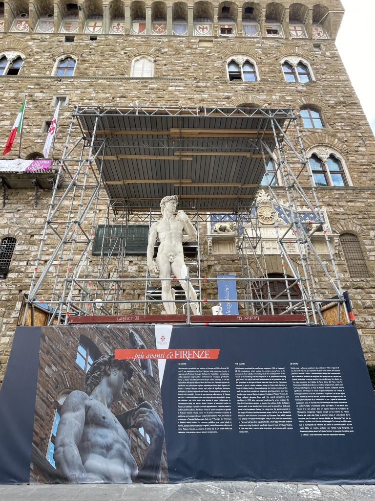 Ponteggi TSA in sicurezza e professionalità in Piazza Signoria a Firenze
