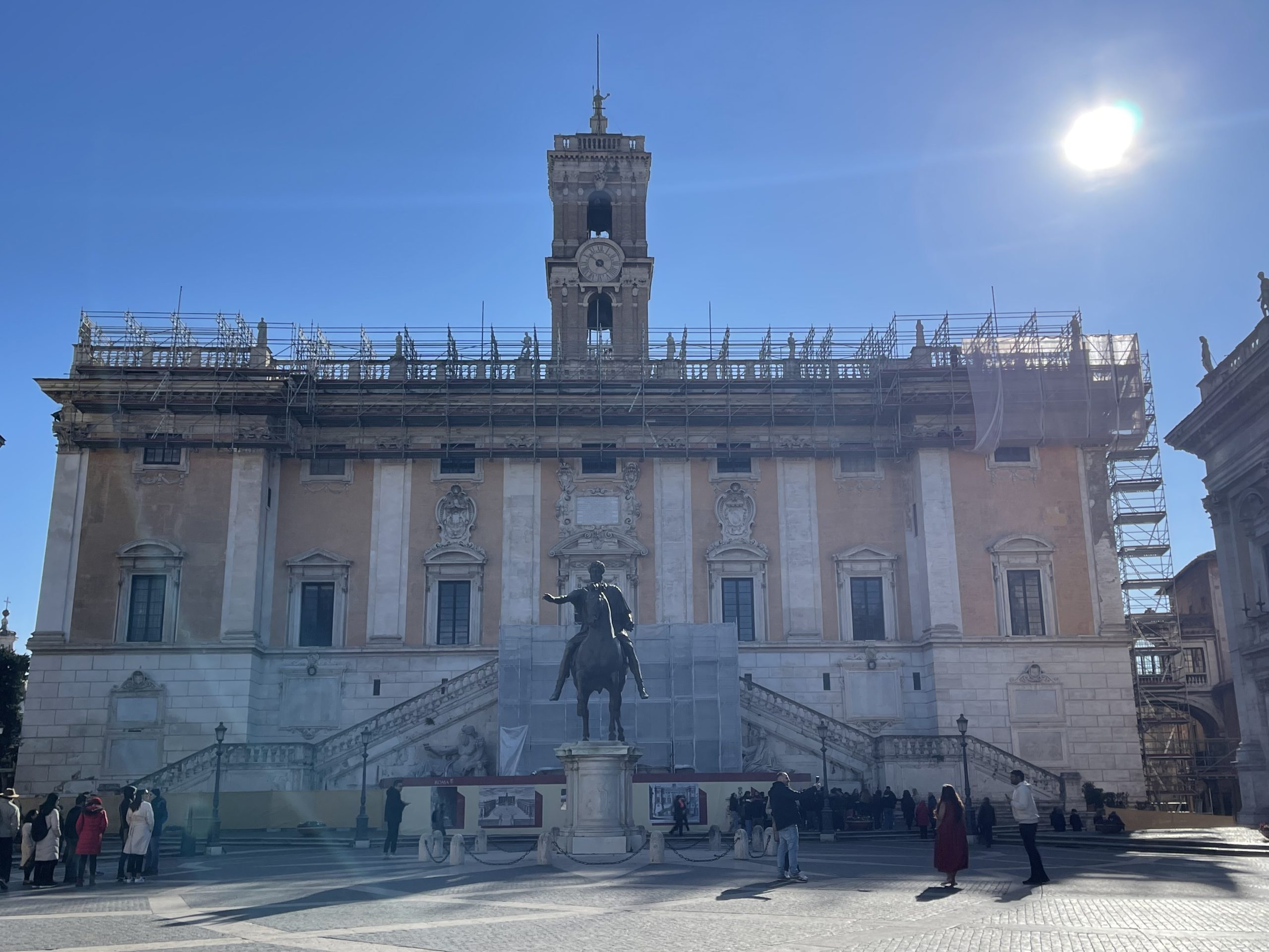 Ponteggi TSA per il restauro e la messa in sicurezza del Palazzo Senatorio
